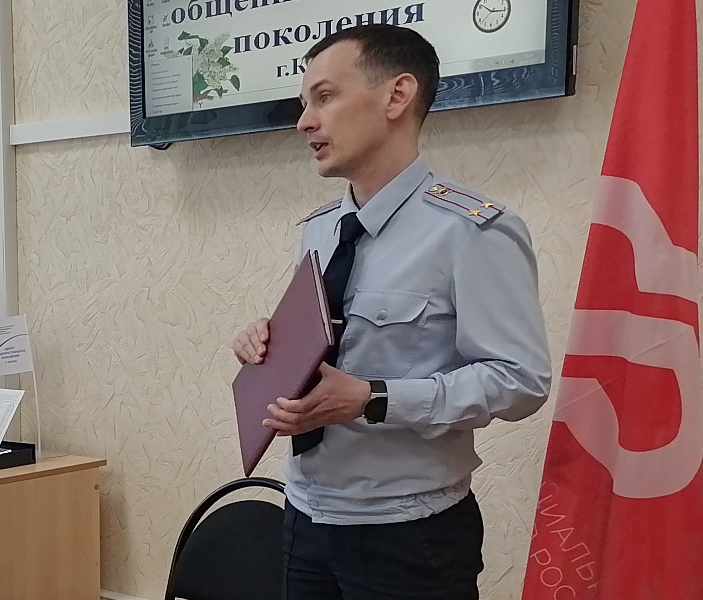 Сотрудники МО МВД России &quot;Котласский&quot; рассказывают,  что нужно знать о спектаклях, которые разыгрывают мошенники:.