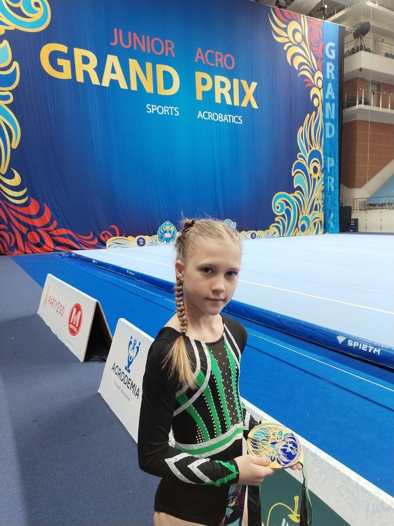 Спортсменка из Котласа выиграла золотую медаль на Всероссийском турнире JUNIOR ACRO GRAND PRIX.
