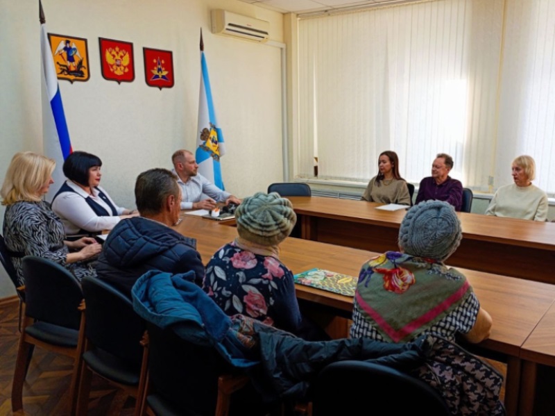 Глава городского округа «Котлас» провёл встречу с председателями ТСН.